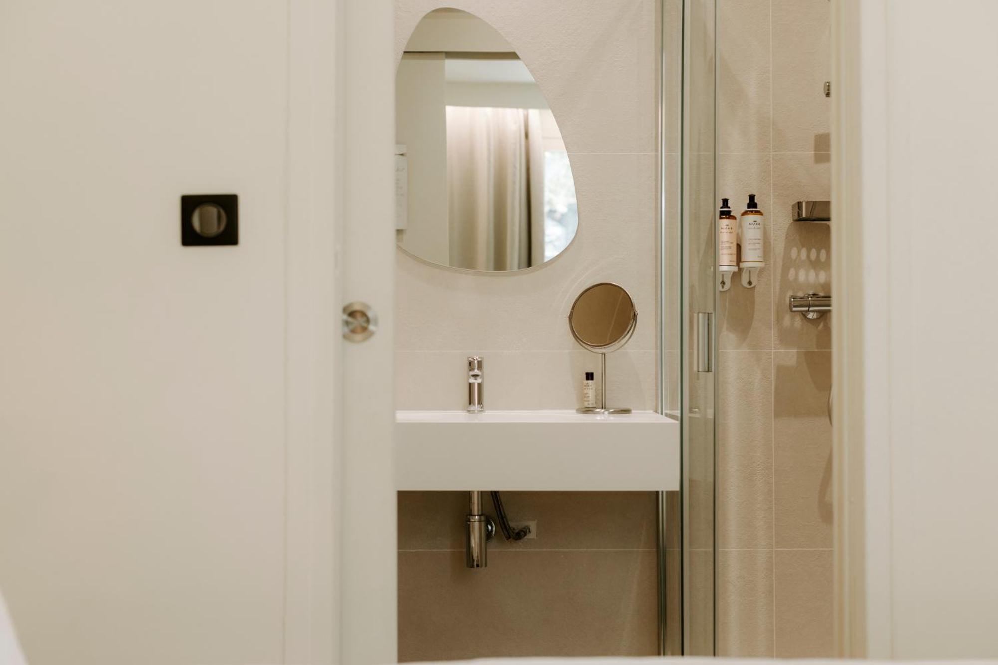 Soko Hotels-Pont Du Gard 里茅林斯 外观 照片